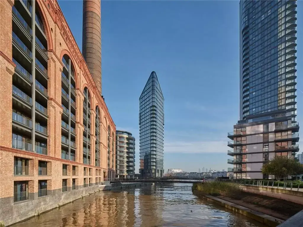 2 Bedroom Apartment for Sale in Chelsea Powerhouse London — Chelsea