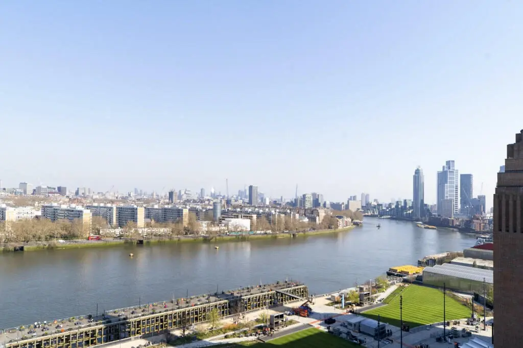 2 Bedroom Apartment for Sale in Battersea Power Station — Battersea