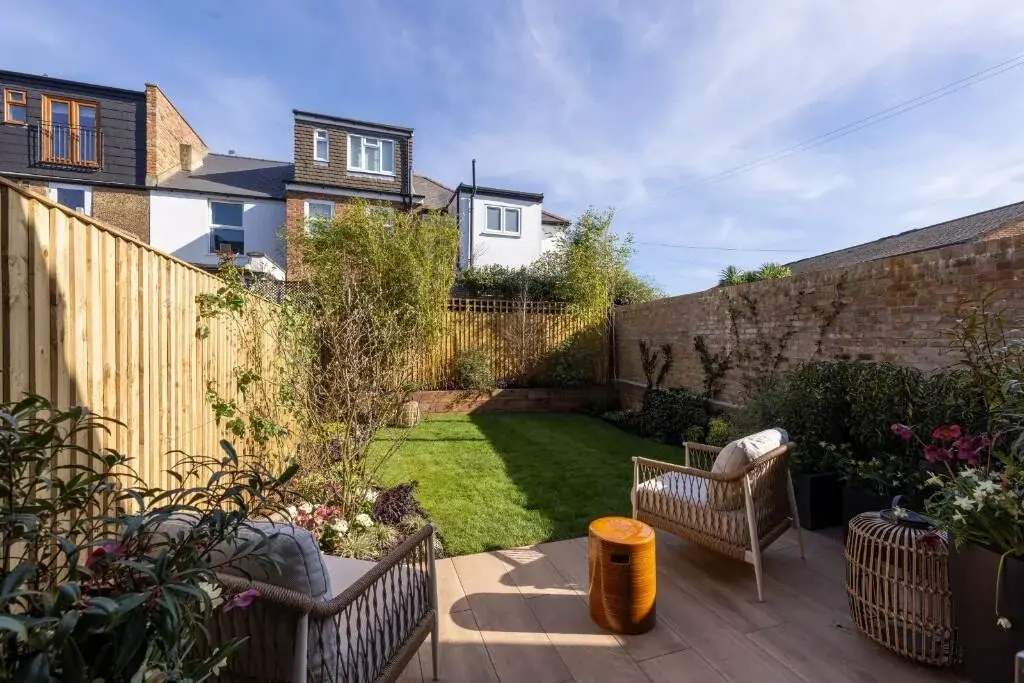 Luxury 3 Bedroom Mews House for Sale in Twickenham Green — Twickenham