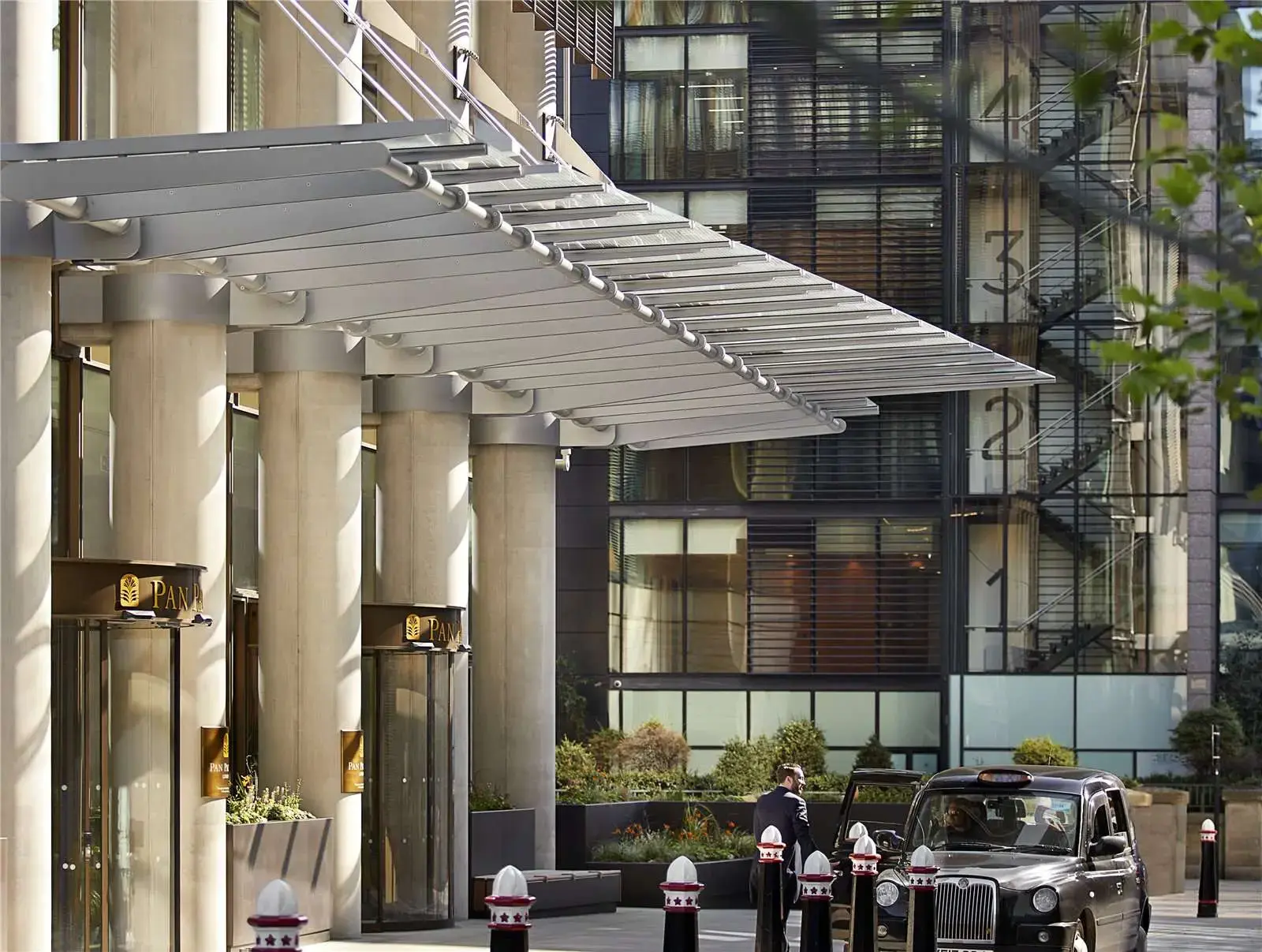 3 Bedroom Apartment for Sale in Liverpool Street One Bishopsgate Plaza — Liverpool Street