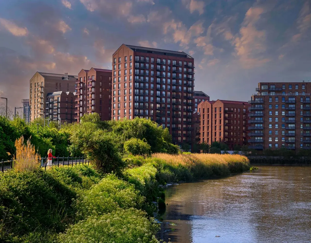 2 Bedroom Apartment for Sale in Poplar at Heron Wharf E14 — Poplar