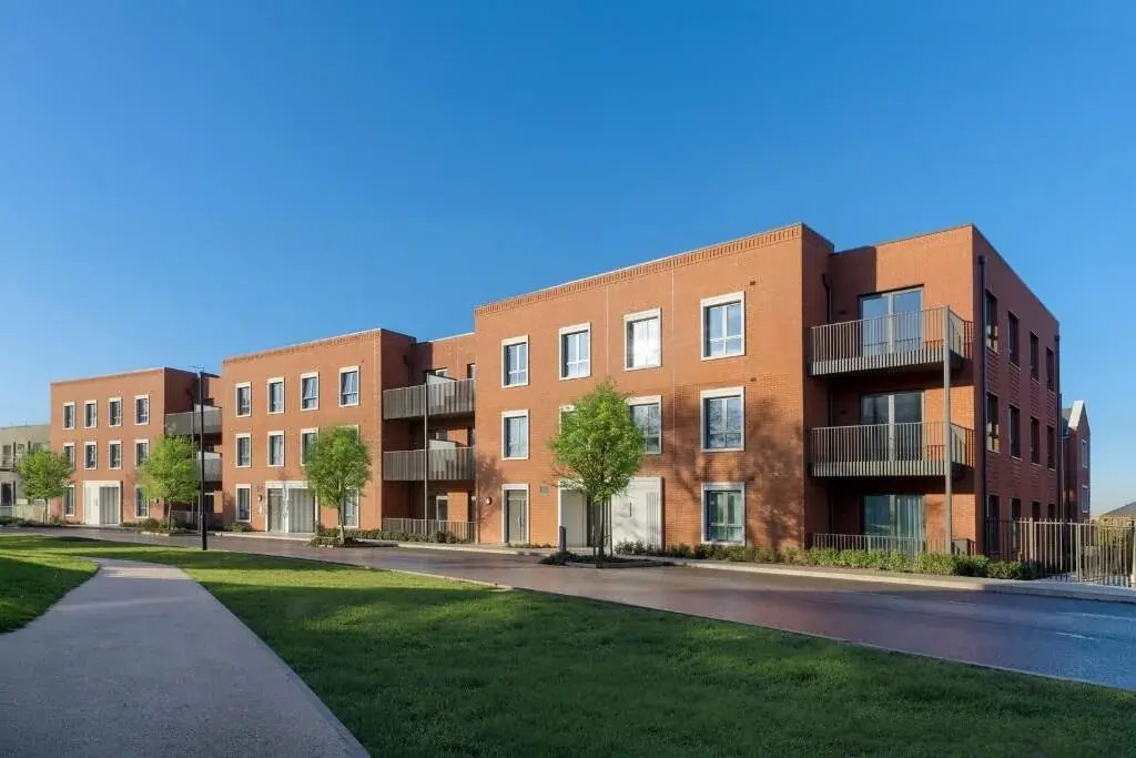 1 Bedroom Apartment for Sale in Wandsworth Common SW17 — Wandsworth