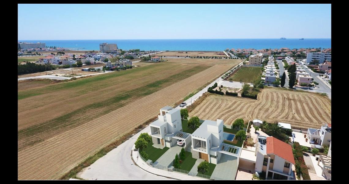 Three-bedroom modern detached house near sandy beaches — photo 5