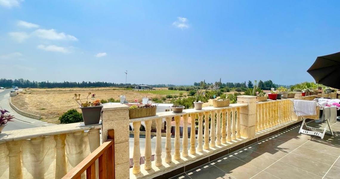 Top Floor, 3-Bedroom Penthouse in Timi — photo 2