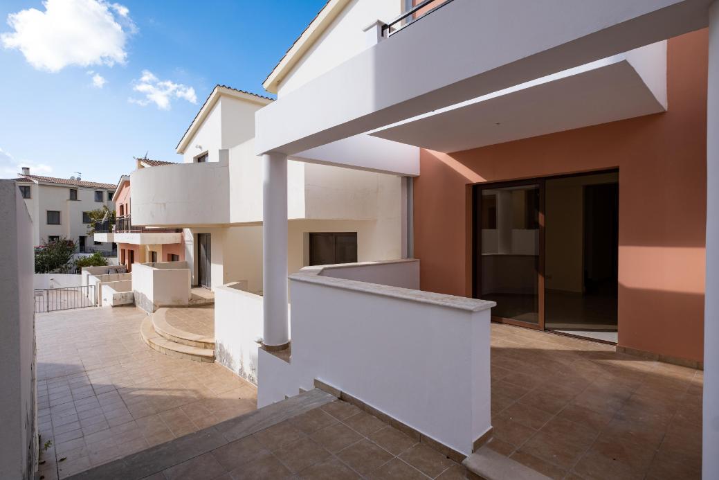 2-Bedroom Maisonette near sea — photo 3