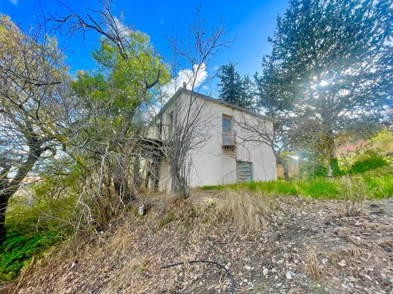 Village house with basement for restoration and glorious view — photo 2
