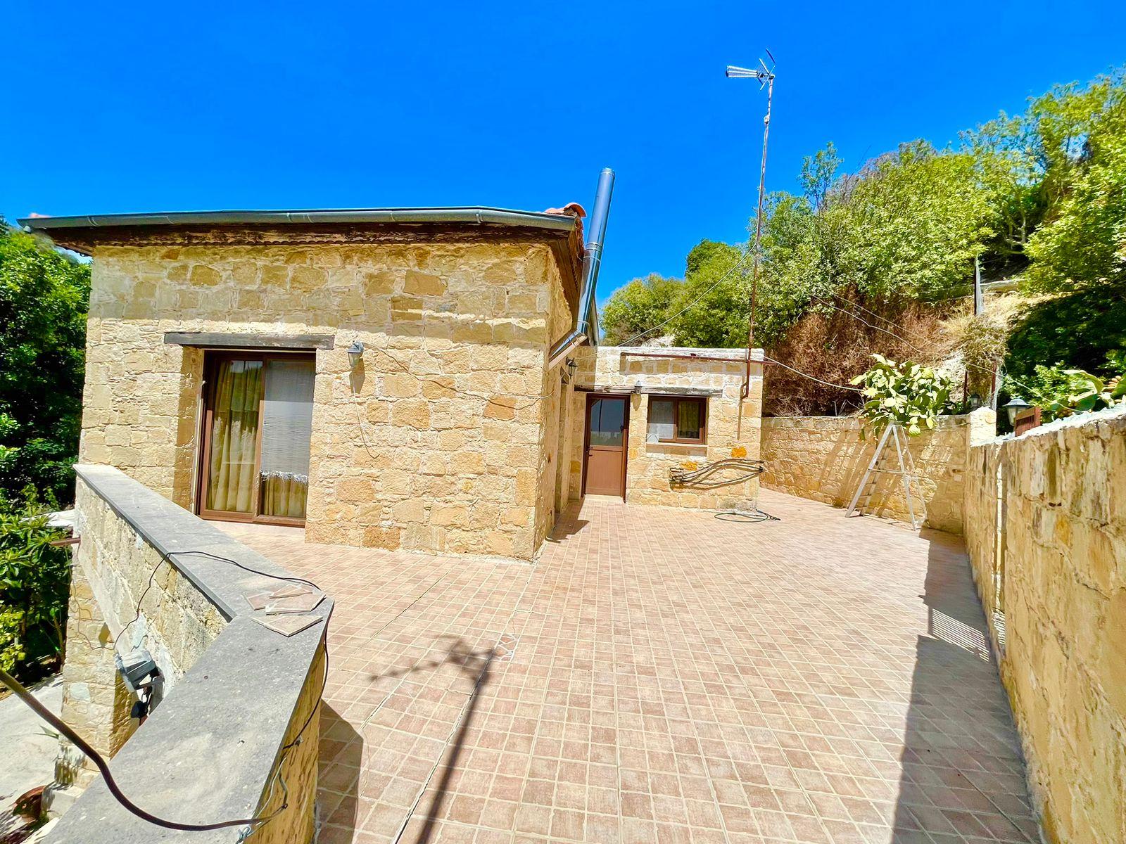 Charming Traditional Stone House with 3 bedrooms — photo 4