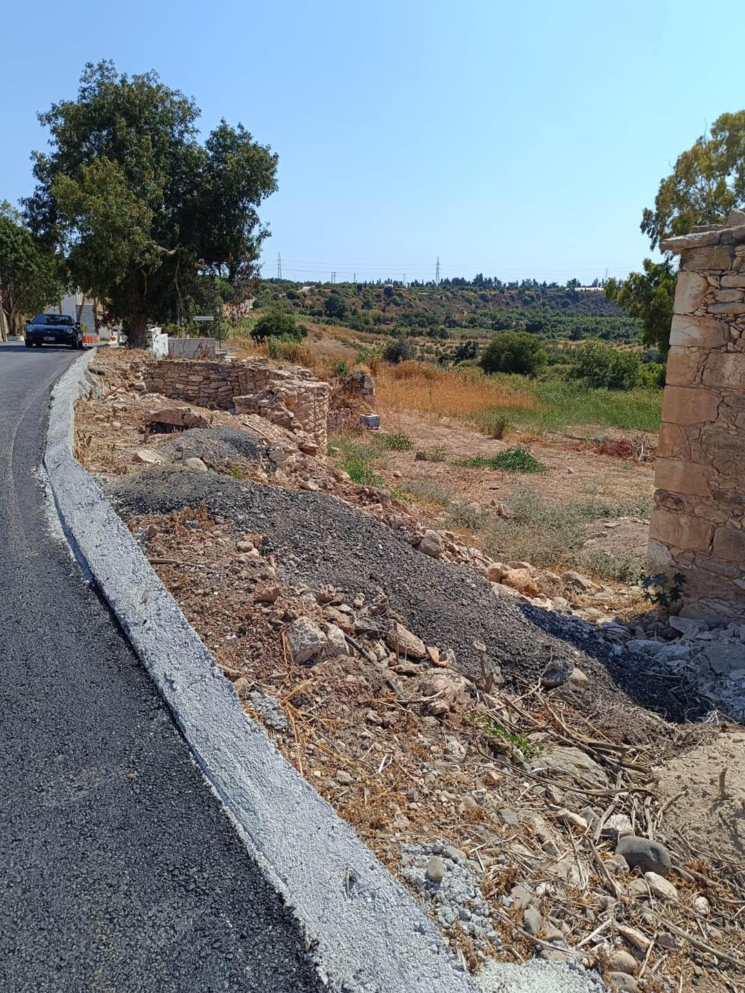 Ayia Varvara Fabulous Building plot for sale with stone house — photo 6