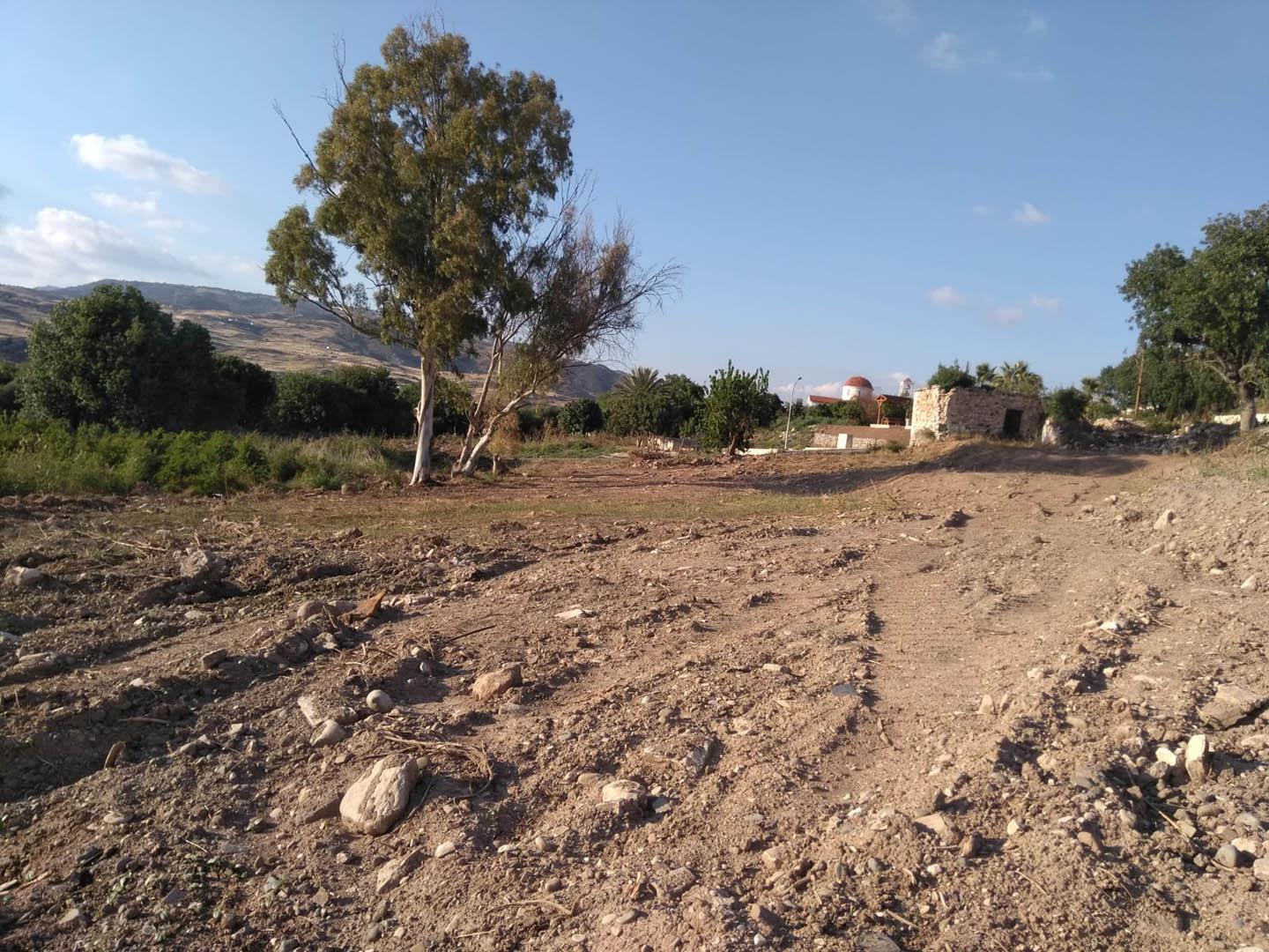 Ayia Varvara Fabulous Building plot for sale with stone house — photo 3