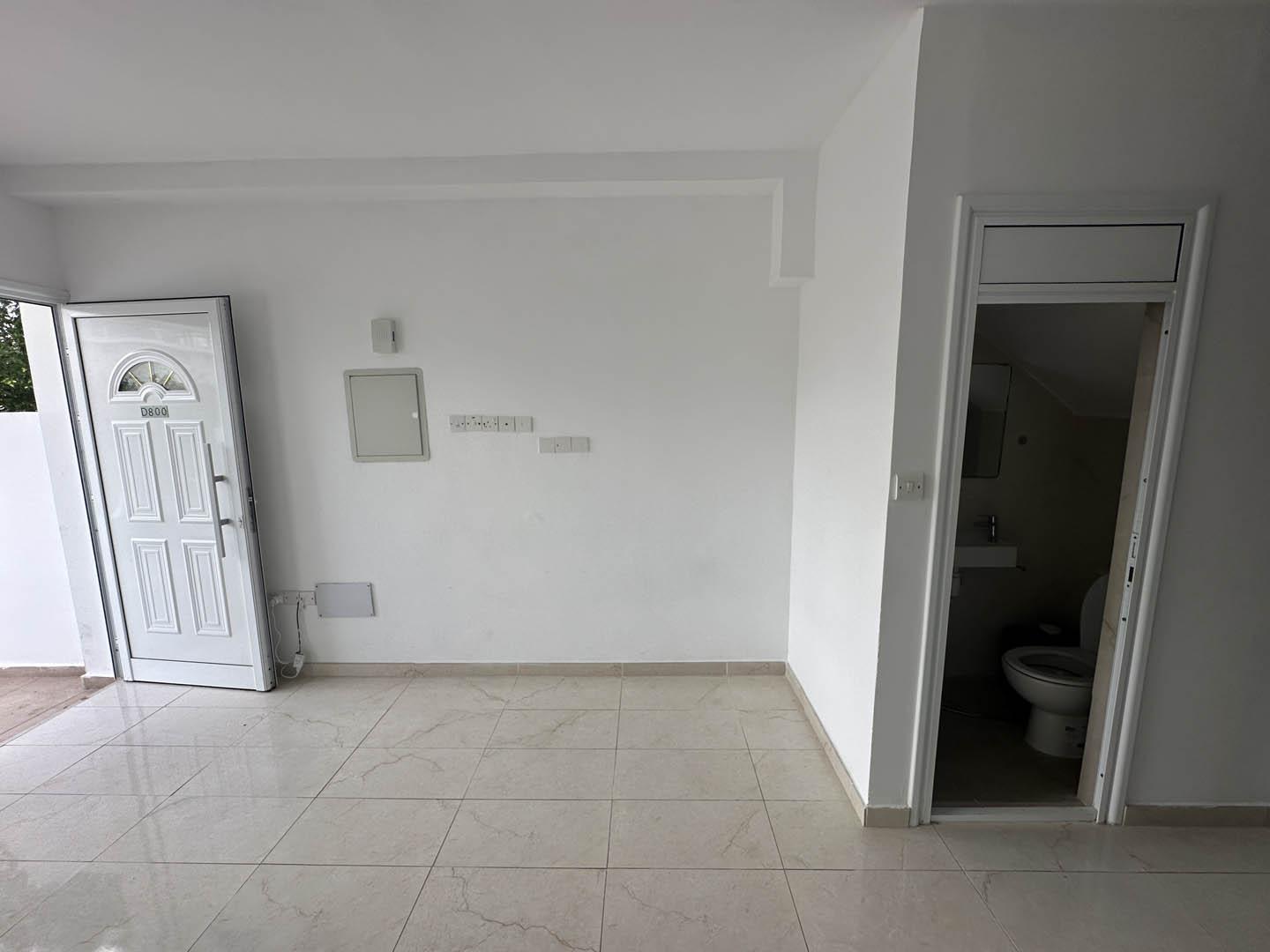 Maisonette with Two Studios and the Option to Combine — photo 3