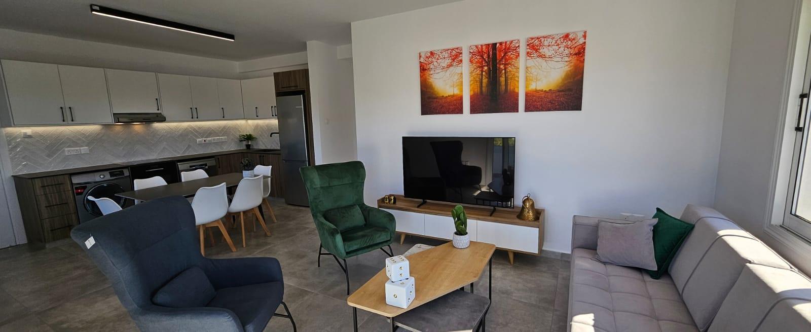 Modern and stylish 3-bedroom apartment — main photo