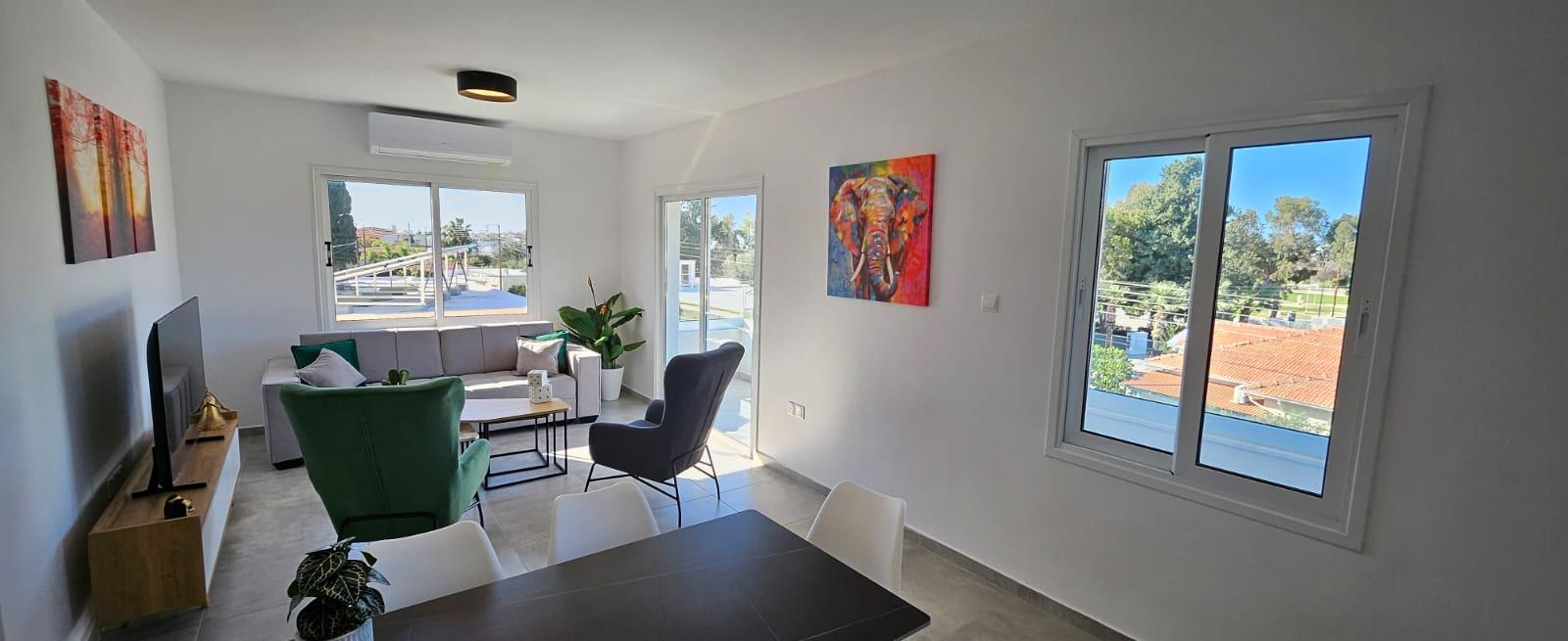 Modern and stylish 3-bedroom apartment — photo 3