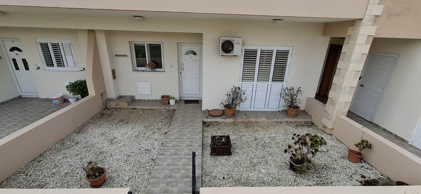 Two-bedroom apartment in a well-maintained complex — photo 5
