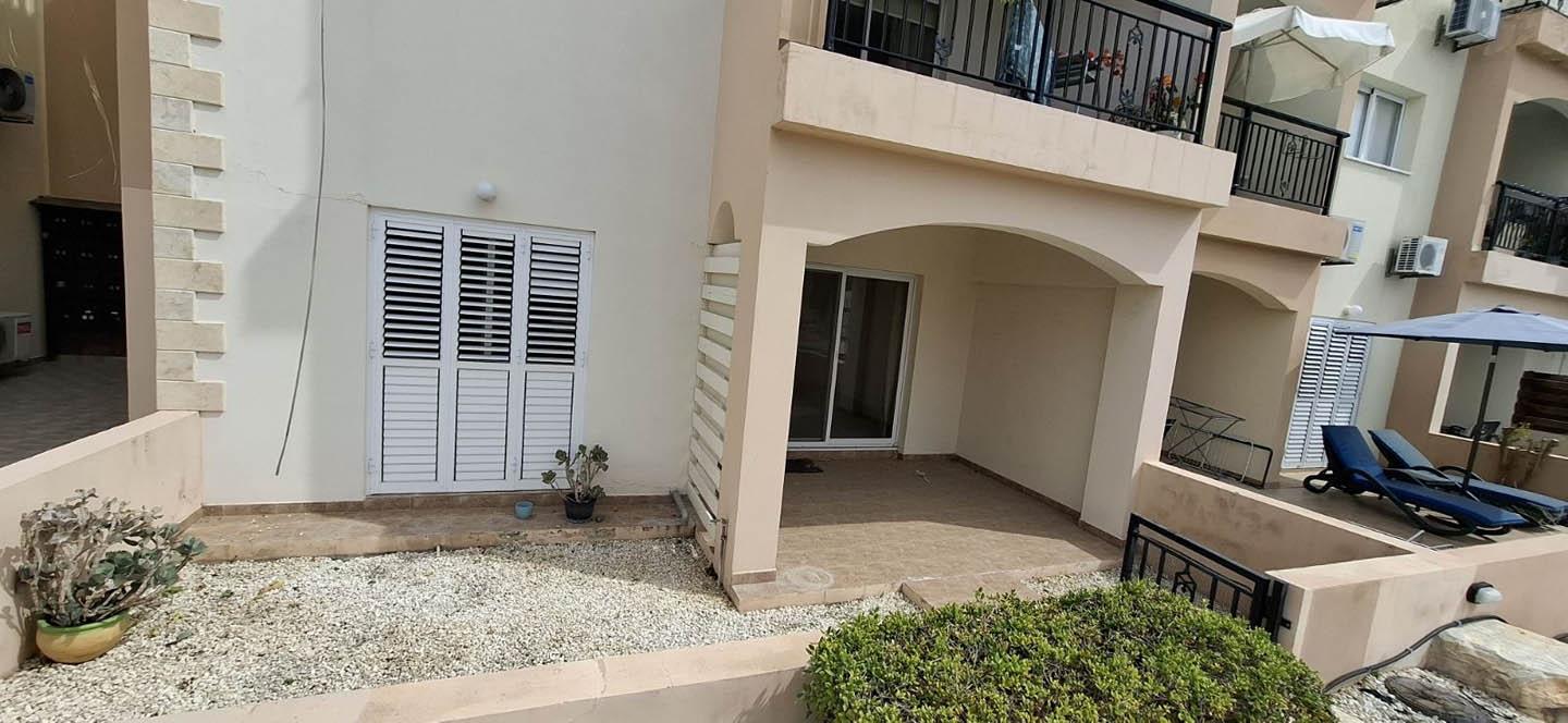Two-bedroom apartment in a well-maintained complex — photo 4