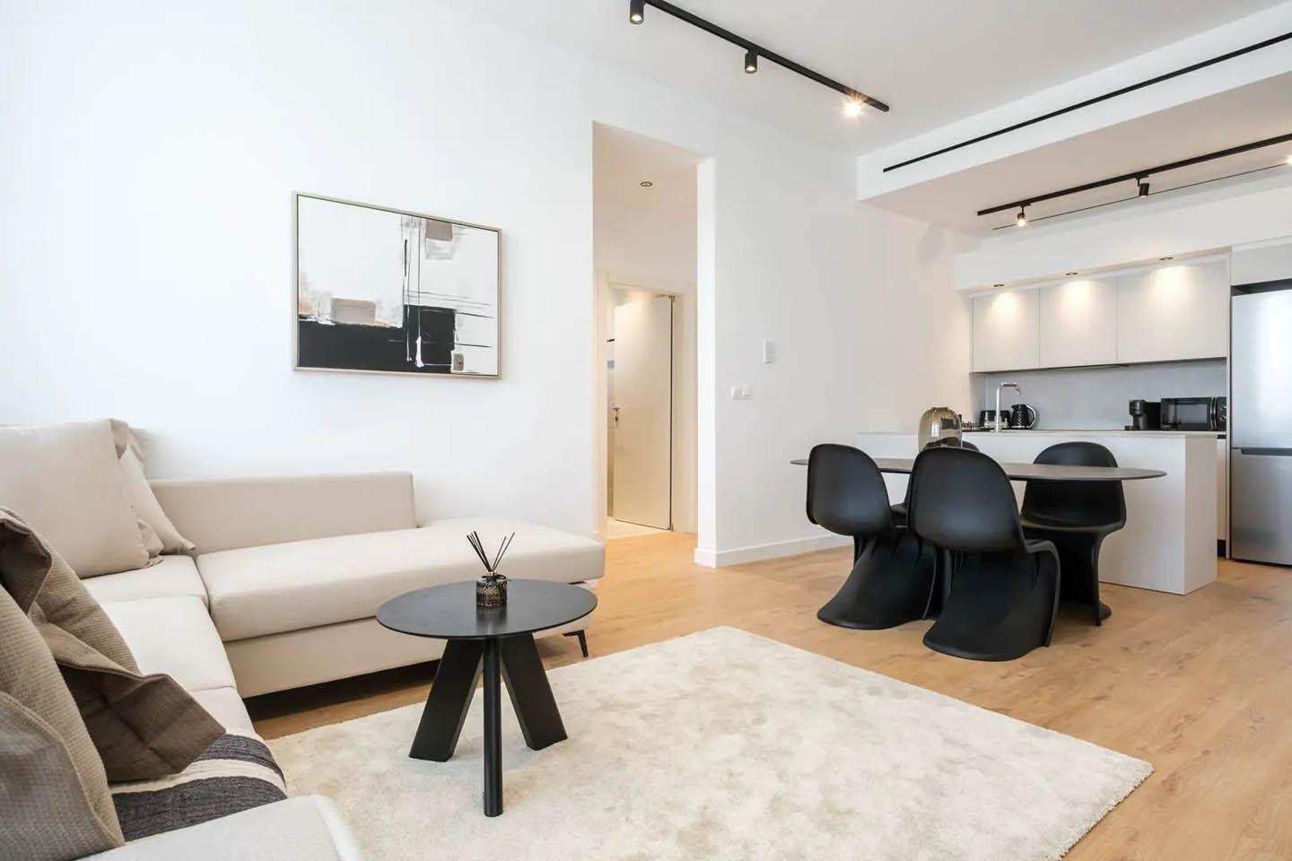 Luxury 2-Bedroom Apartment - Where Style, Prestige, and the Future Meet — photo 6