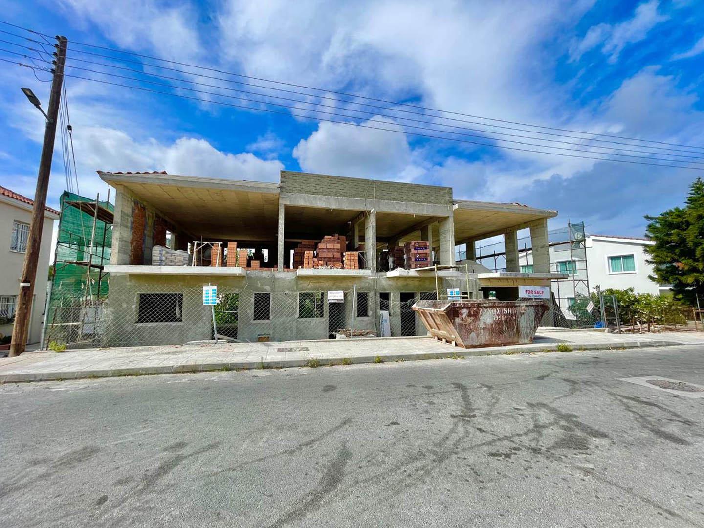 Contemporary 3-Bedroom Villa with Breathtaking Sea Views — photo 2