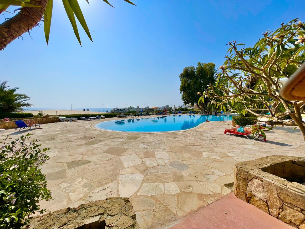 2-Bedroom Apartment with Sea Views in a Prestigious Complex — photo 4