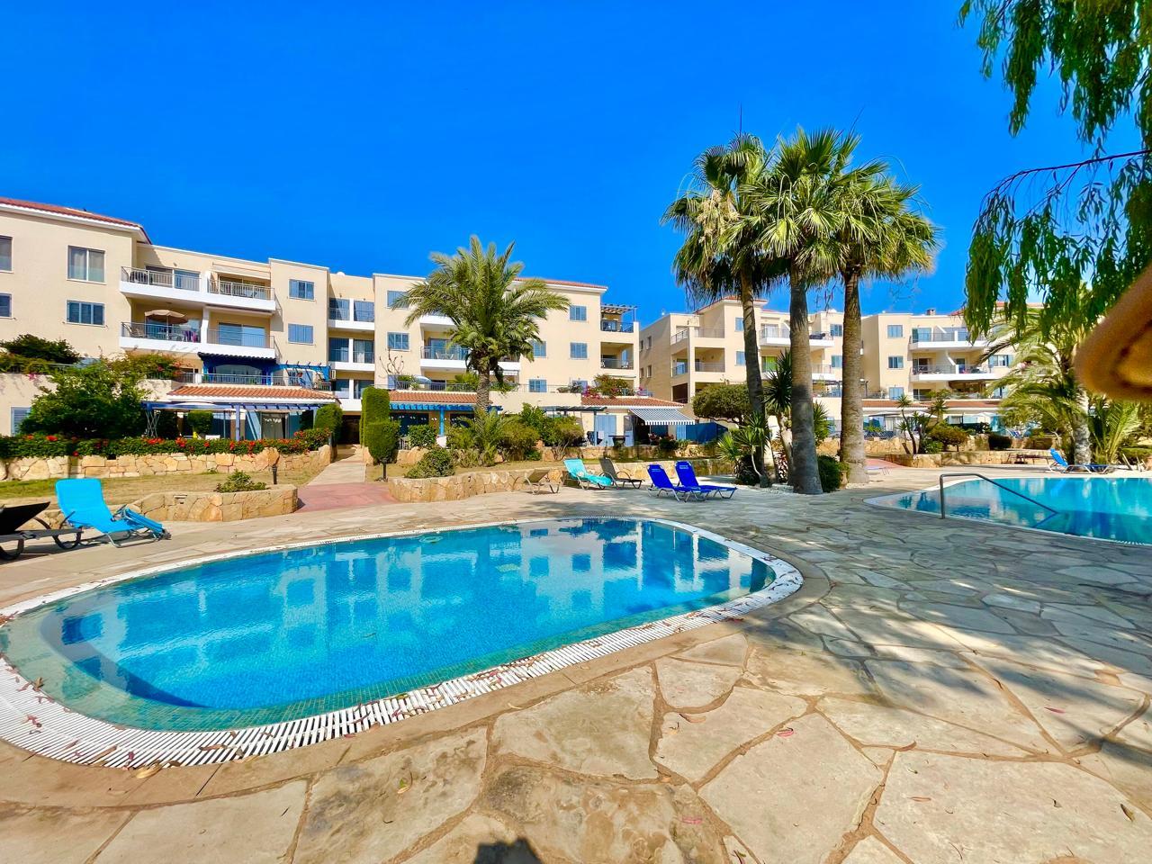 2-Bedroom Apartment with Sea Views in a Prestigious Complex — photo 2