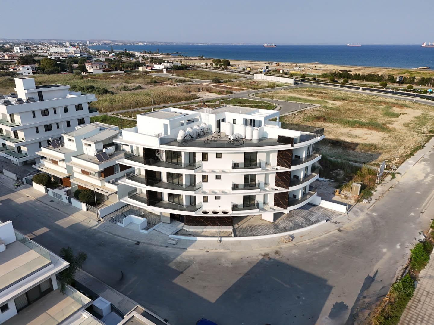 2-bedroom apartments, a few meters from the sea — photo 6