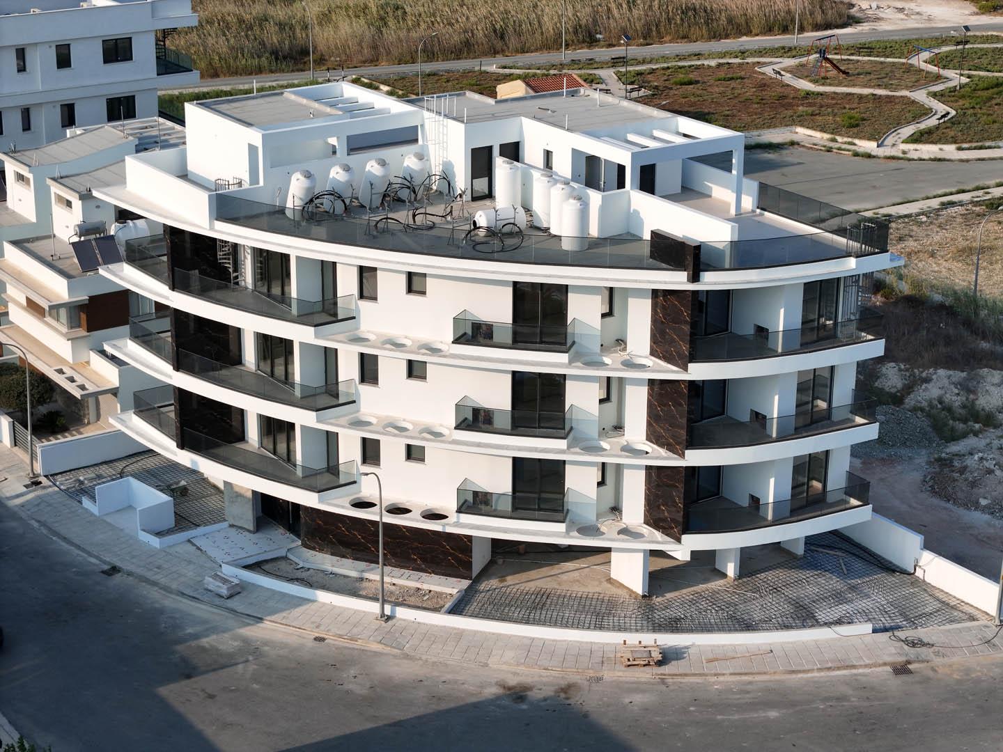 2-bedroom apartments, a few meters from the sea — photo 2