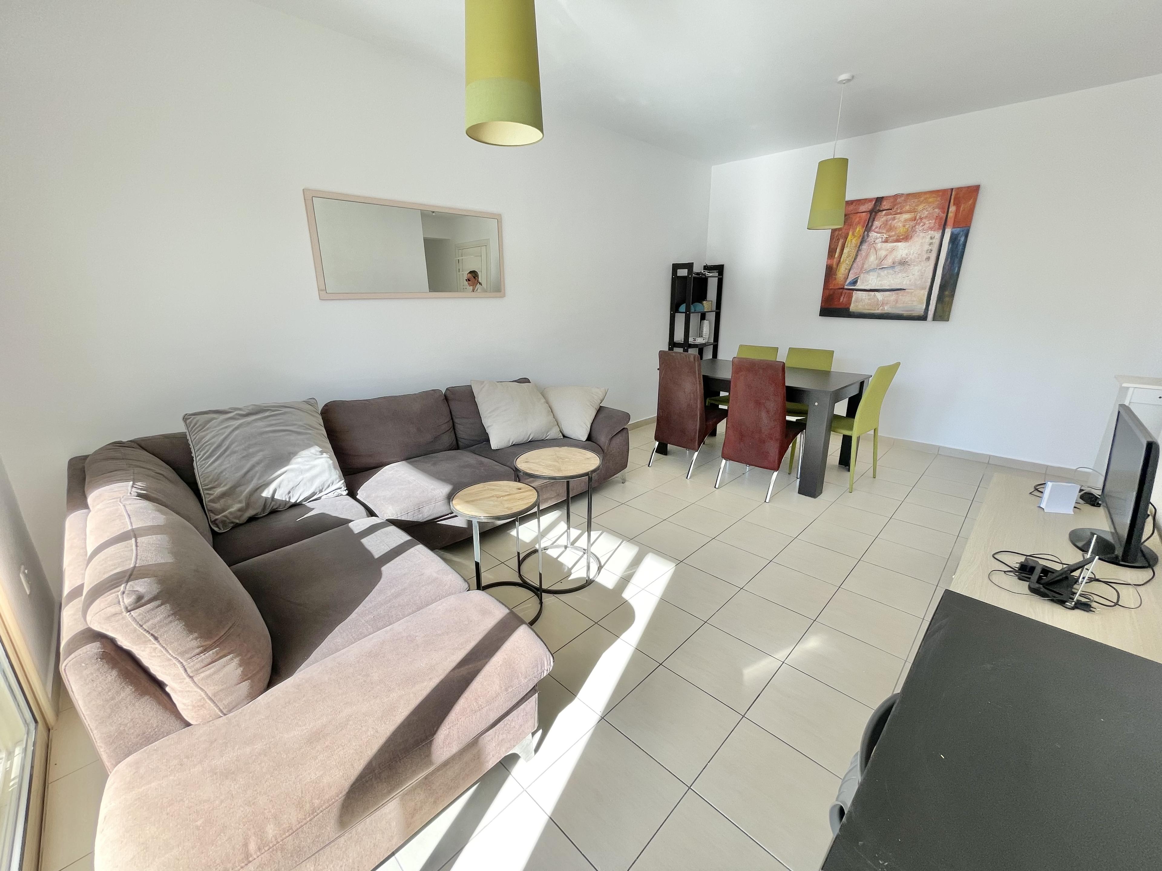 Two-bedroom apartment — pure aesthetics and clear functionality — photo 5