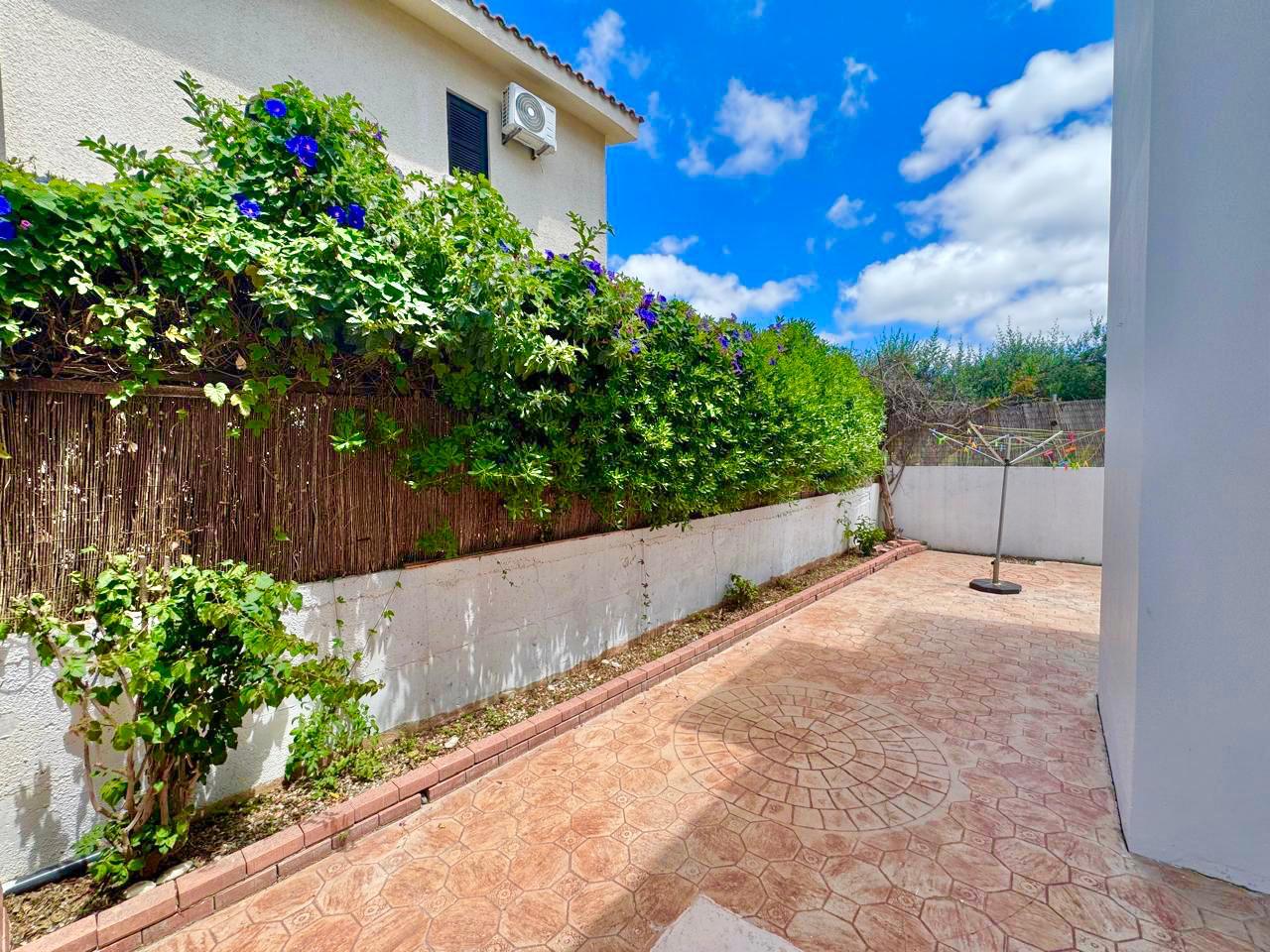 2-Bedroom Apartment with a Private Patio — photo 3