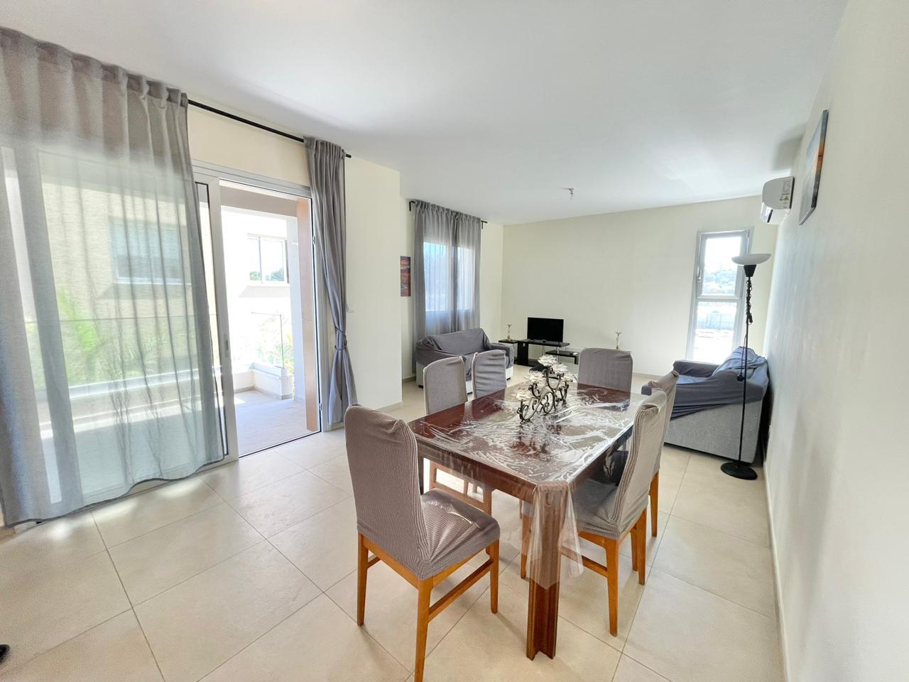 Furnished 3-Bedroom Apartment with a Spacious Private Veranda — photo 4