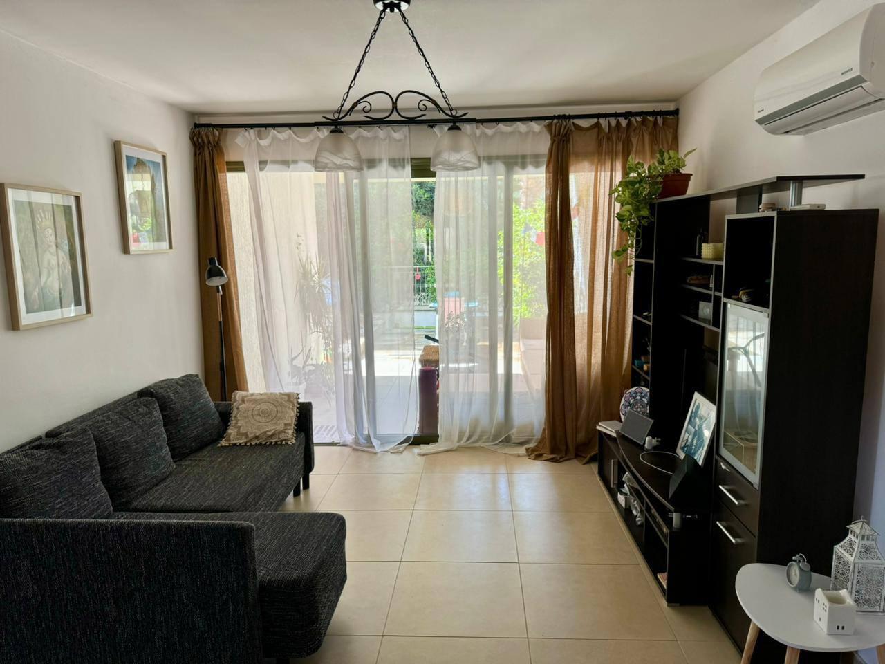 2-Bedroom Apartment with Private Garden — photo 4
