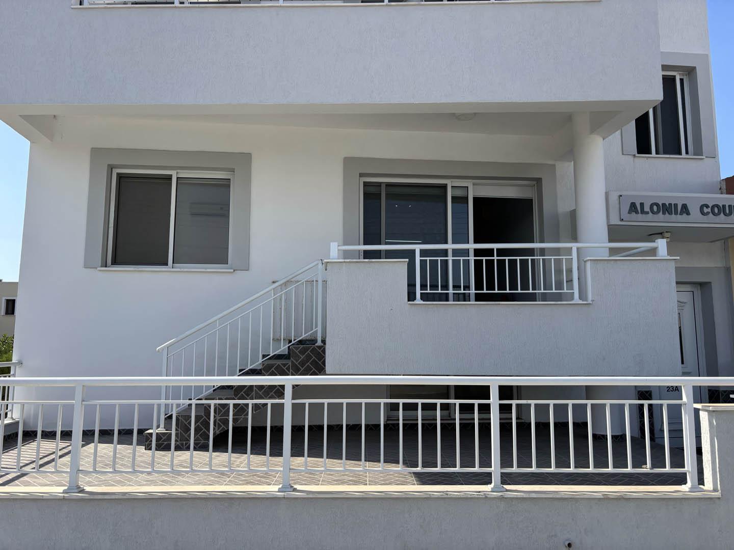 2-Bedroom Apartment with Two Spacious Verandas - Fully Renovated — photo 4