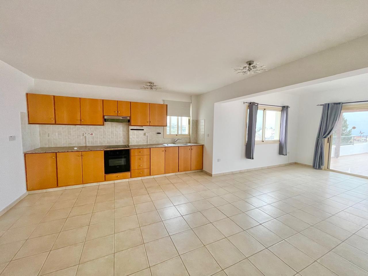 2-Bedroom Apartment with a Stunning Sea-View Roof Terrace — photo 5