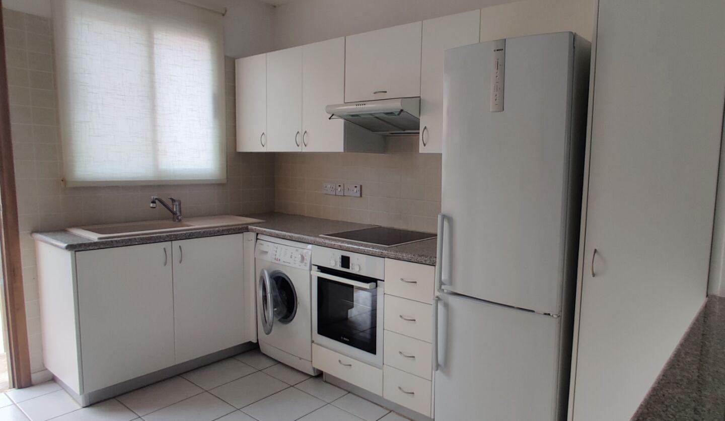 Townhouse with 2 bedrooms in a welcoming complex with a communal pool and sea views — photo 2