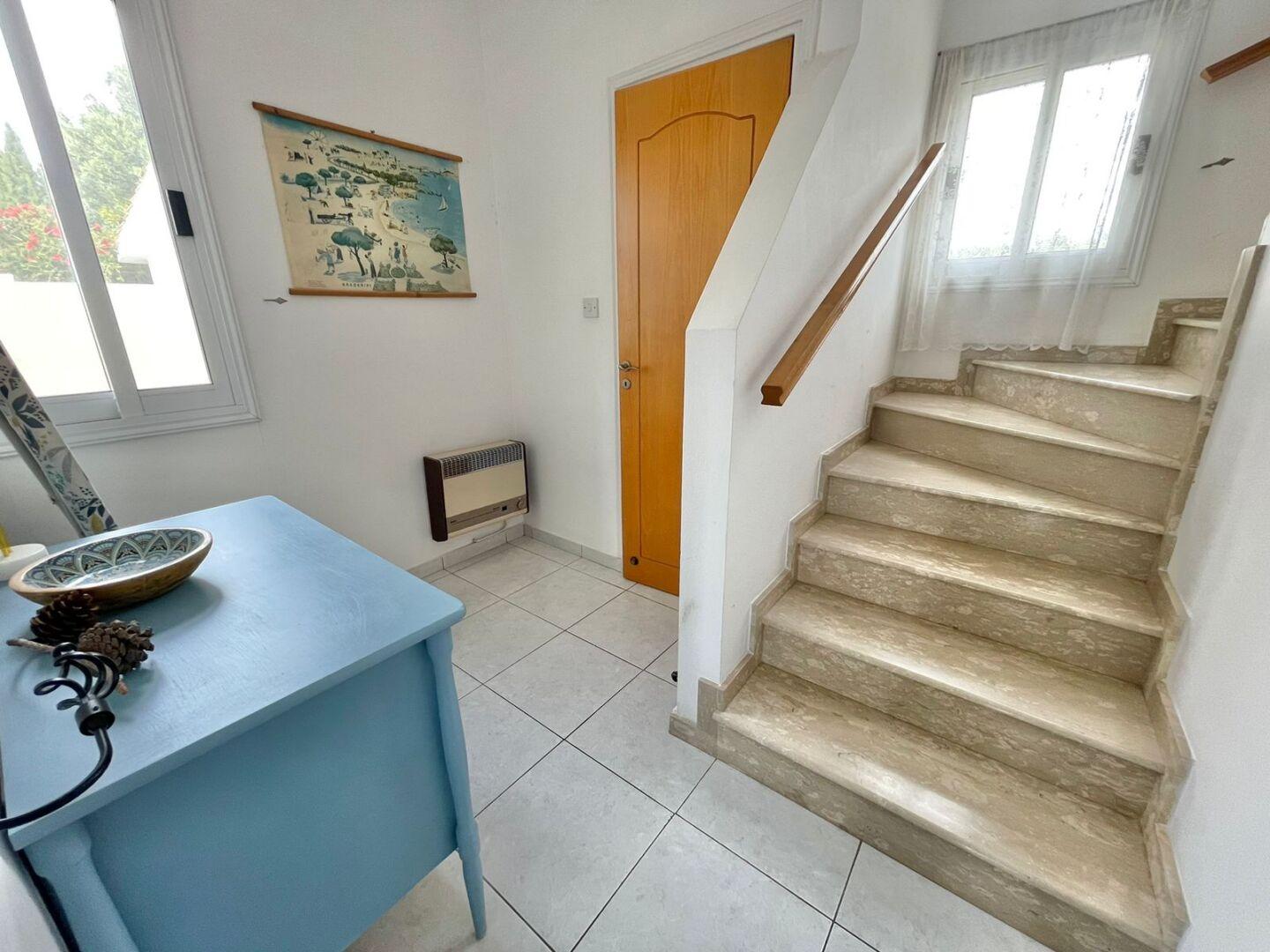 3-Bedroom Villa with a Private Pool and Sea and Mountain Views — photo 6