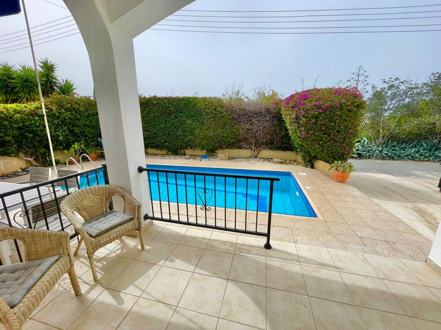 3-Bedroom Villa with a Private Pool and Sea and Mountain Views — photo 5