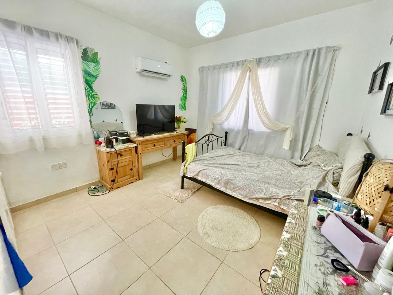 One-Bedroom Ground Apartment with Great Potential and an Attractive Price — photo 4