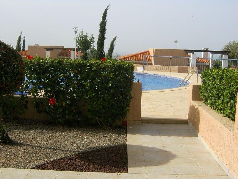 Ready-furnished 3-bedroom apartment with a balcony and sea view — photo 2