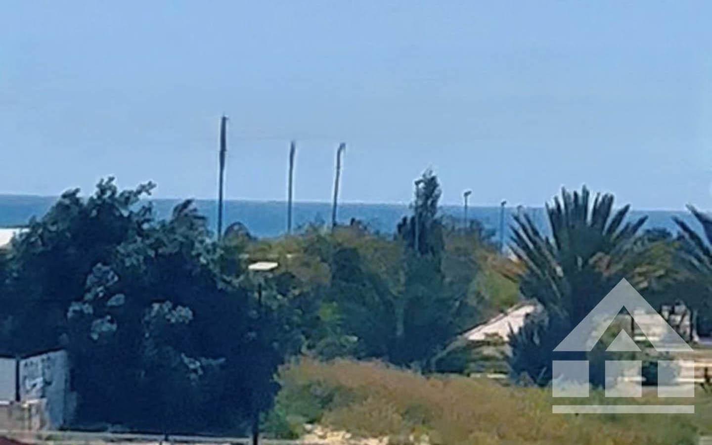 1-Bedroom Apartment with Sea Views — photo 3
