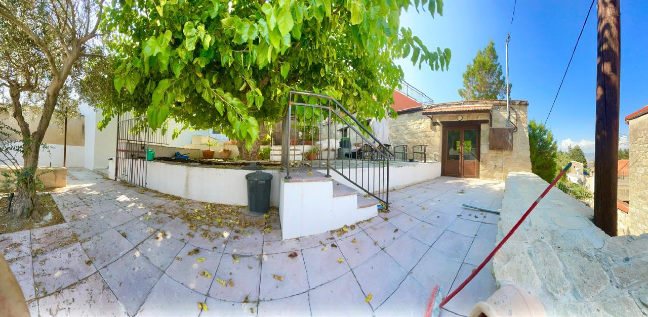 Two stone bungalows with 5 bedrooms on one plot — photo 6