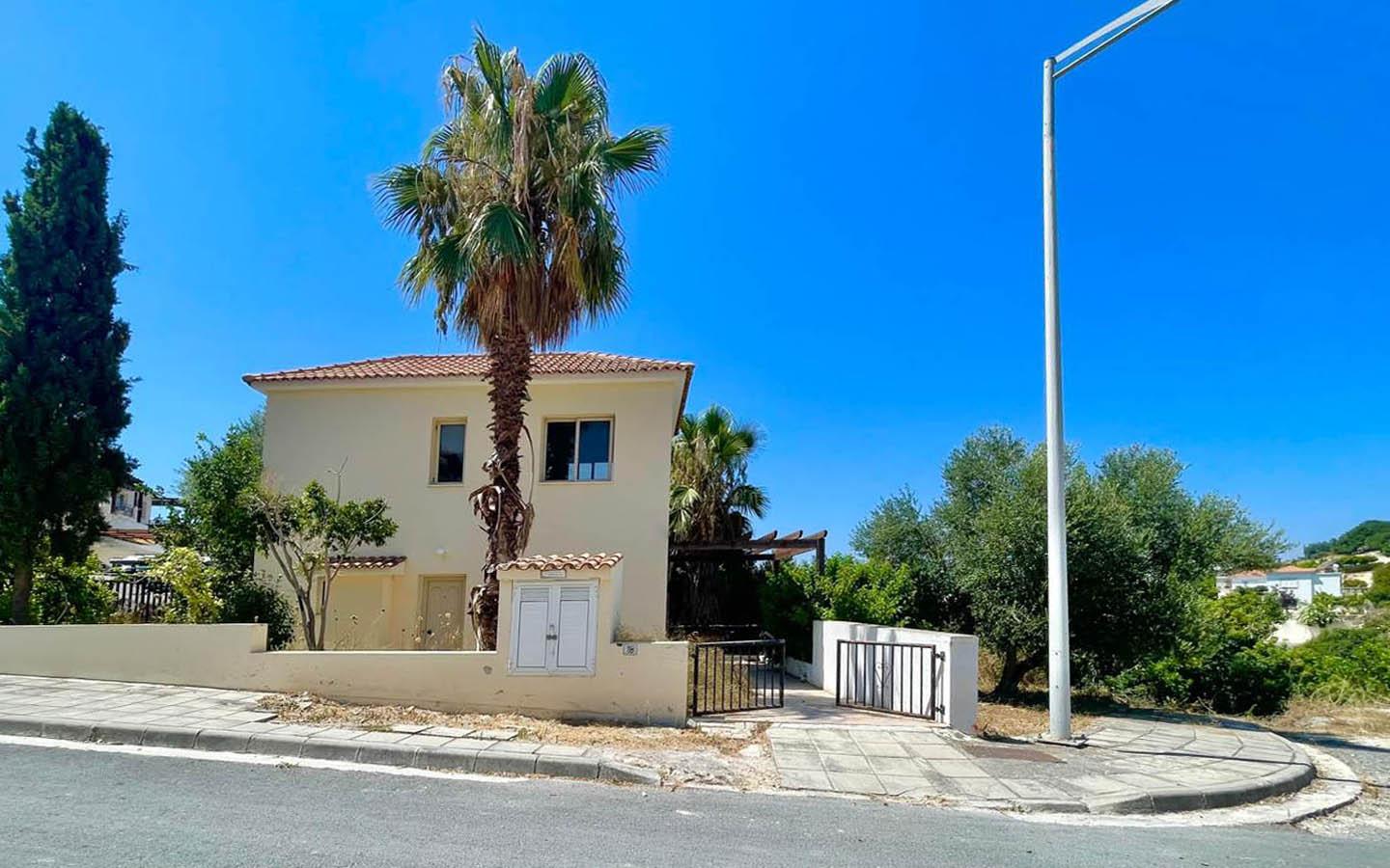 2-Bedroom Villa with Sea Views — Ready to Become a Beautiful and Welcoming Home — Pegeia