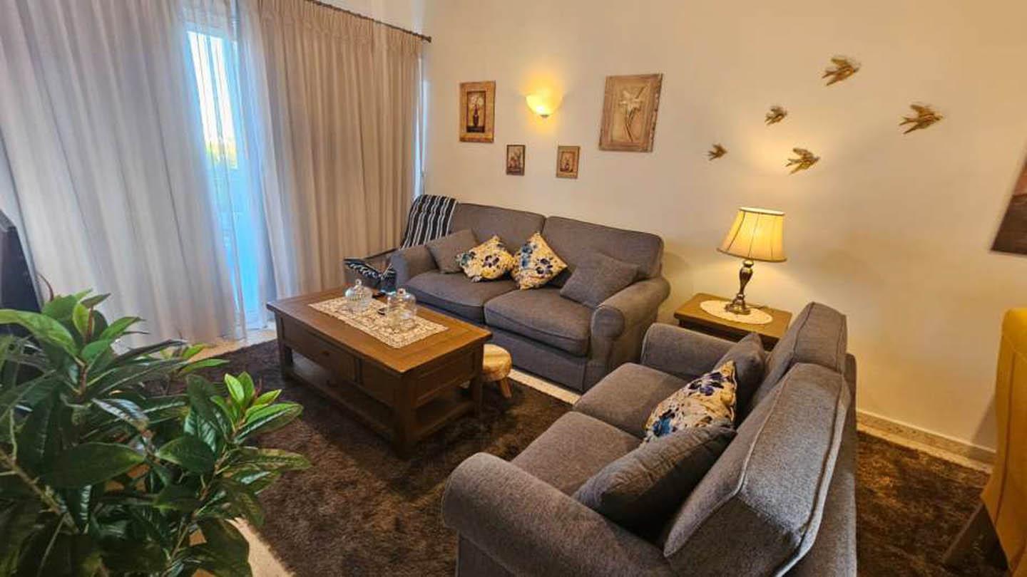 2-Bedroom Apartment on the top floor Close to the Sea — Kato Paphos