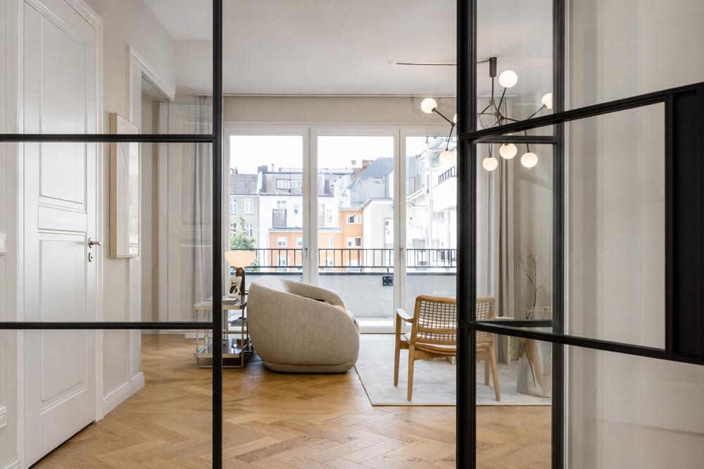 - This stunning 3-room apartment is located in one of the most sought-after residential addresses in Charlottenburg and embodies the — Charlottenburg